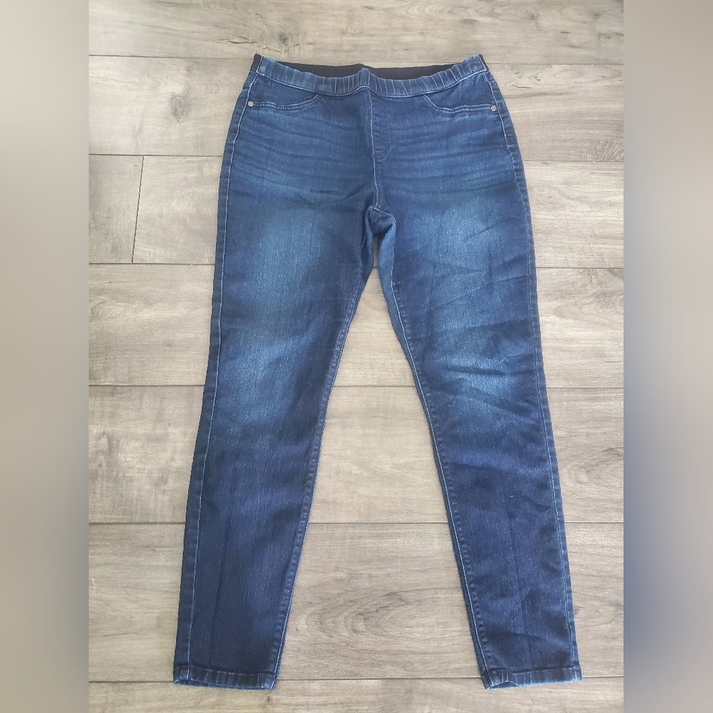 Simply Vera by Vera Wang jeans with elastic waistband size 16
